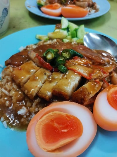 ข้าวหมูแดงสีมรกต ซ.สุกร1 ซอย สุกร1 (ต้นตำรับ)