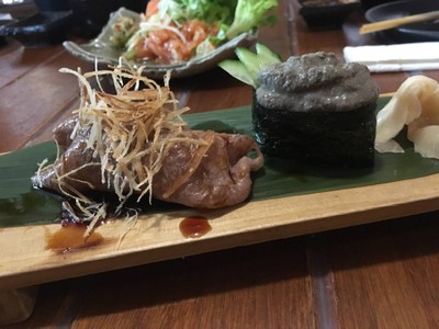 ข้าวปั้นหน้ามันปู