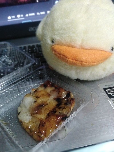 โมจิย่างถ่าน (Yaki Mochi)