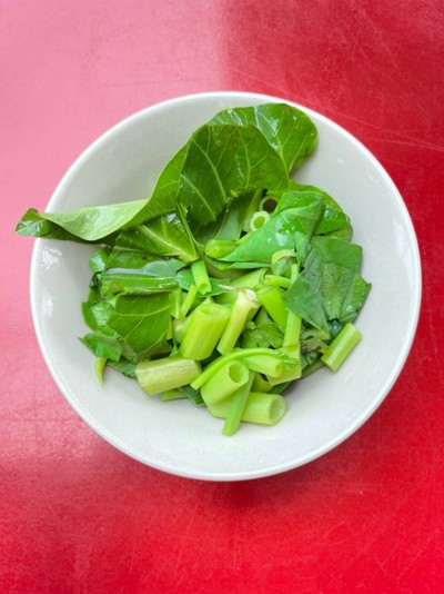 ผักบุ้งลวก