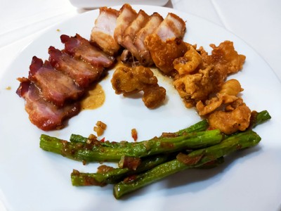 อาหาร หรือ เครื่องดื่ม