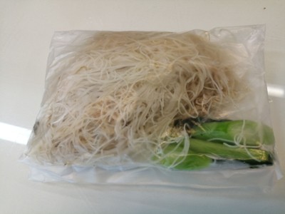 ทำไมให้ผักน้อยจังคะ