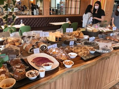 Tomoroo Bakery (Korean Bakery)