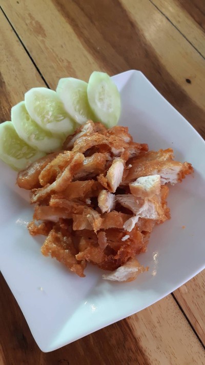 เนื้อไก่ทอด