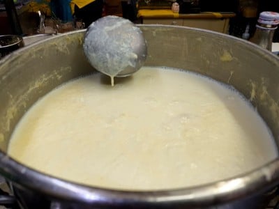 นมสดร้อน