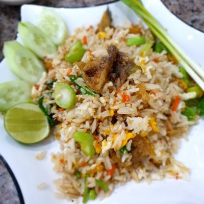 ข้าวผัดปลาสลิด
