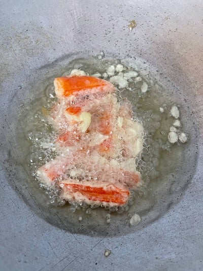 วิธีทำ ปูอัดชุบแป้งทอด 🦀 วิธีทำ ปูอัดชุบแป้งทอด 🦀