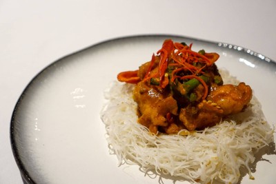 อาหาร หรือ เครื่องดื่ม