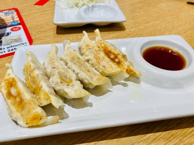 เกี๊ยวซ่า