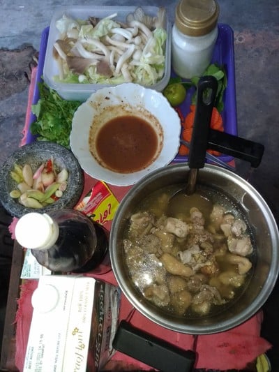 วิธีทำ ต้มข่าไก่แก่ วิธีทำ ต้มข่าไก่แก่