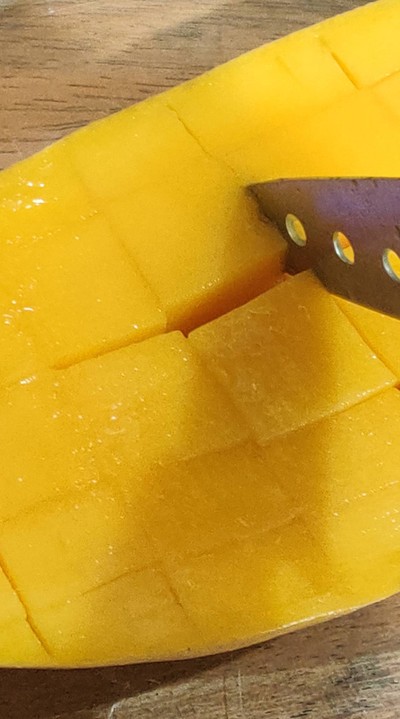 วิธีทำ วิธีปอกมะม่วง สวยๆใน 15 วิ ! วิธีทำ วิธีปอกมะม่วง สวยๆใน 15 วิ !