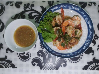 กุ้งทอดกระเทียม