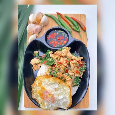 ข้าวกะเพราไก่