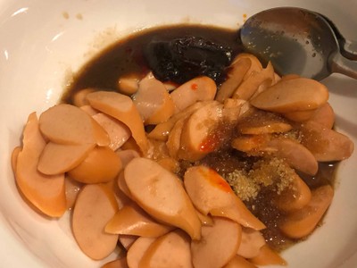 วิธีทำ ยำไส้กรอกเห็ดหูหนูขาว