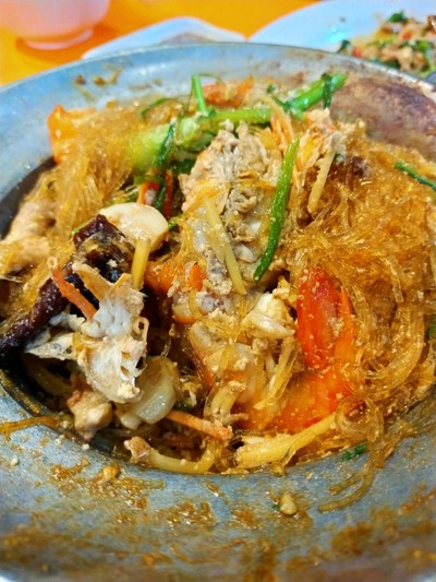 กุ้งอบวุ้นเส้น