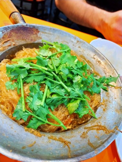 กุ้งอบวุ้นเส้น