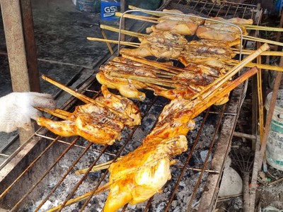 อาหาร หรือ เครื่องดื่ม