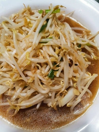 ถั่วงอกผัดน้ำมันหอย