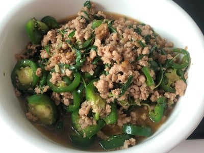 ผัดกะเพราพริกเม็กซิกัน