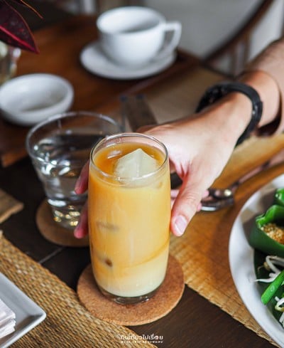 อรักษ ไทย ที