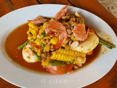 ตำข้าวโพดไข่เค็ม