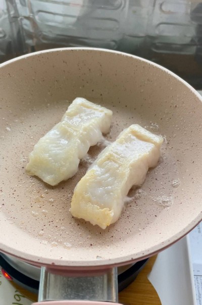 วิธีทำ กะเพราปลาดอลลี่คีโต