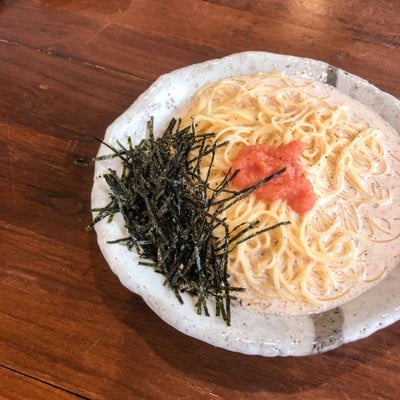 Knock Knock Cafe & Bar -