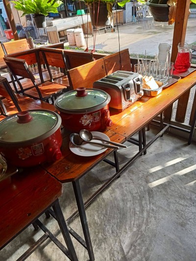 อาหาร หรือ เครื่องดื่ม