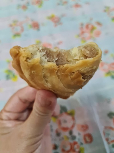 กรอบนอก นุ่มใน หนึบๆ ใส้แน่นๆ อร่อยทุกใส้ ติดใจๆ มาก สั่งอีกแน่นอน