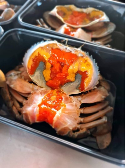 ปูไข่ไง ไข่ใหญ่ป่ะ