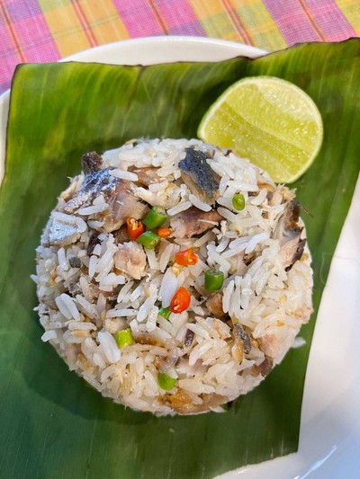 ข้าวแมว(ข้าวผัดปลาทู)