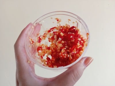 วิธีทำ กุ้งผัดมันกุ้งพริกกระเทียม