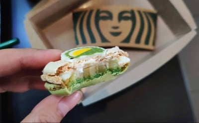 Durian Sticky Rice Macarons