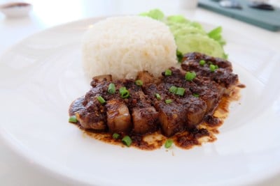 อาหาร หรือ เครื่องดื่ม