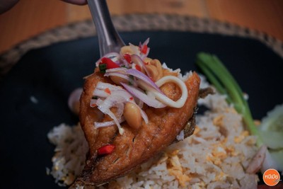 ปลากระพงทอดน้ำปลา