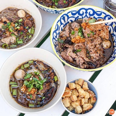 นิยมสมิทธิ์ NIYOM SMITH THAI BOAT NOODLES