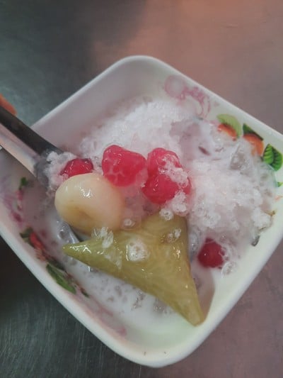 อาหาร หรือ เครื่องดื่ม