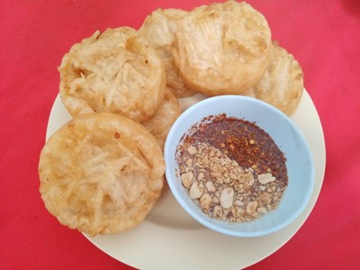 [อร่อยซ่ากับโค้ก] เผือกทอด3+ปอเปี๊ยะทอด3+แฟนต้าน้ำแดง3 (กระป๋อง)