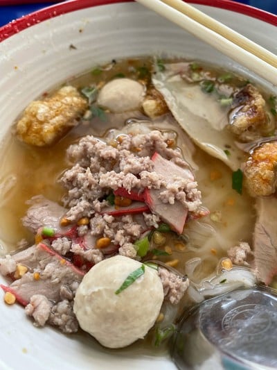 เมนูของร้าน ก๋วยเตี๋ยวต้มยำเจ้กันยา