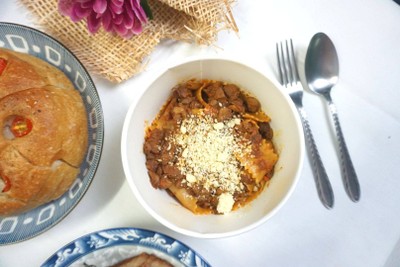 อาหาร หรือ เครื่องดื่ม