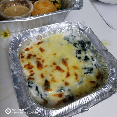 ผักโขมอบชีส