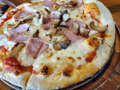 อาหาร หรือ เครื่องดื่ม