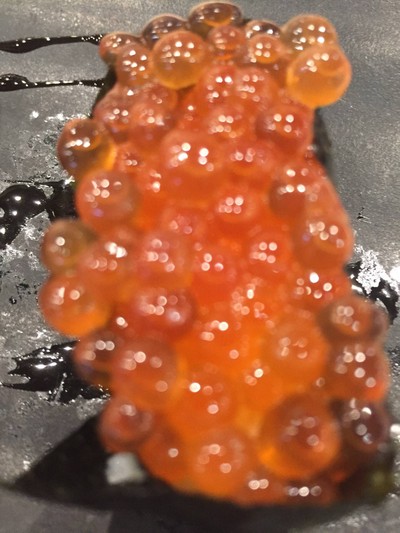 ซูชิไข่ปลาแซลมอน