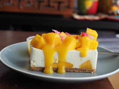 Little Sunshine Cafe Witthayu soi 1