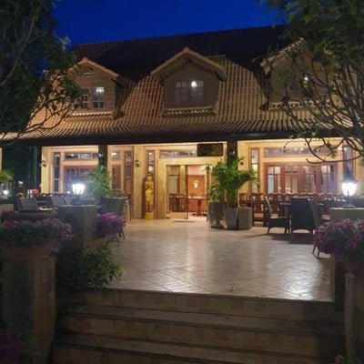 บ้านสวนเศวตกมล