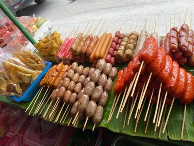 อาหาร หรือ เครื่องดื่ม