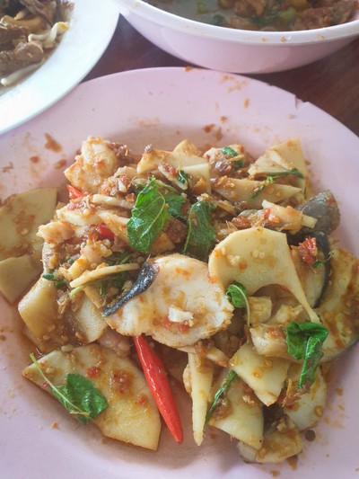 ปลาคังผัดหน่อไม้ดอง