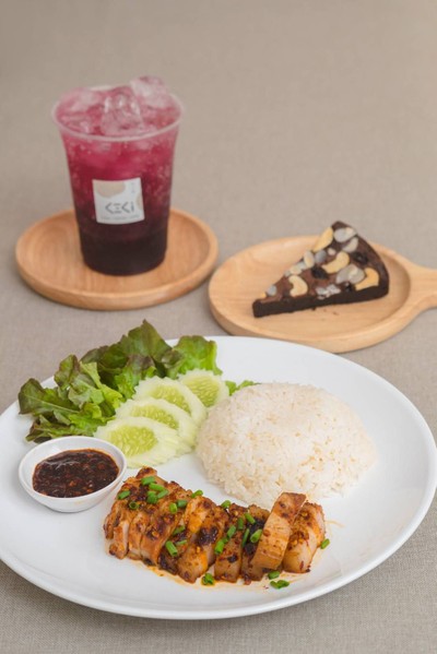 Set2 ข้าวสามชั้นหมาล่า+บราวนี่ช๊อค+ลิ้นจี่โซดา