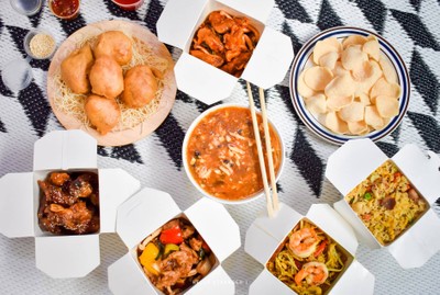 อาหาร หรือ เครื่องดื่ม