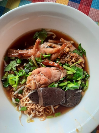 อาหาร หรือ เครื่องดื่ม